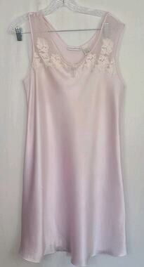 Vintage INTIMATE ESSENTIALS Polyester Floral Lace Nightgown Chemise Nightie Sz L